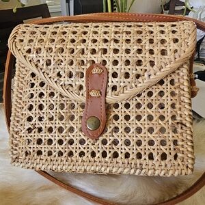 Source Unknown Natural Woven Crossbody with Brown Trim